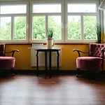 Faehrmann-s-huus-ditzum Semesterbostad *