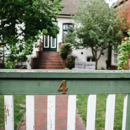 Faehrmann-s-huus-ditzum *