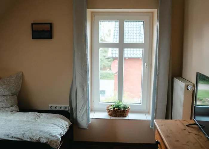 Faehrmann-s-huus-ditzum בית נופש *